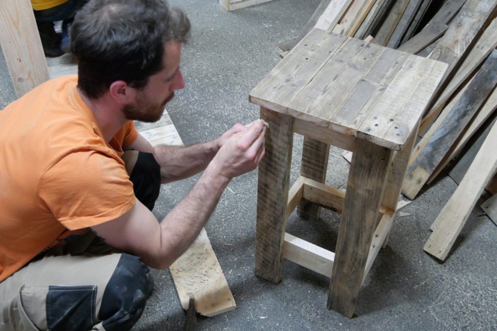 fabrication artisanale mobilier bois de palette