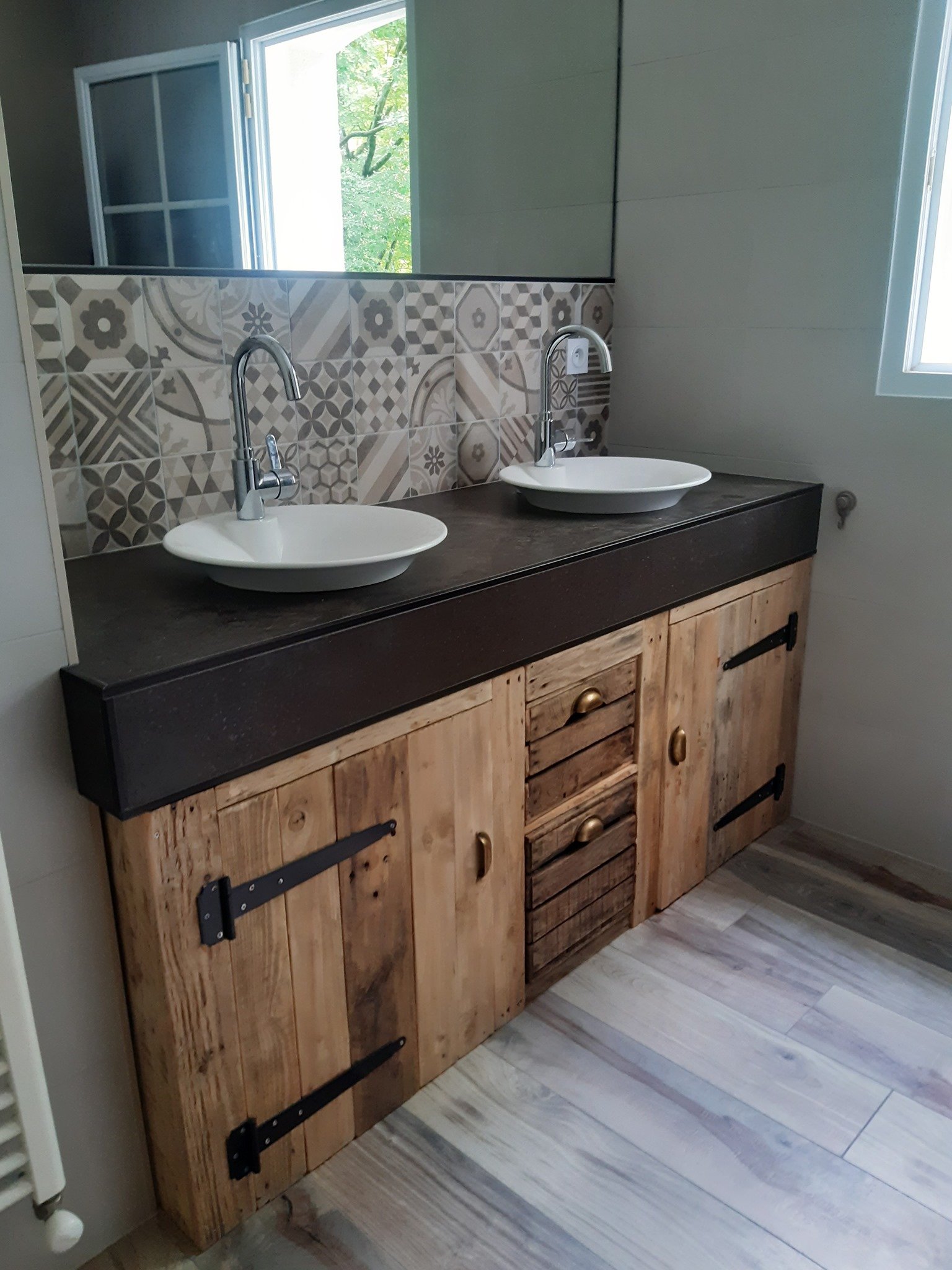 mobilier salle de bain réemploi bois de palette